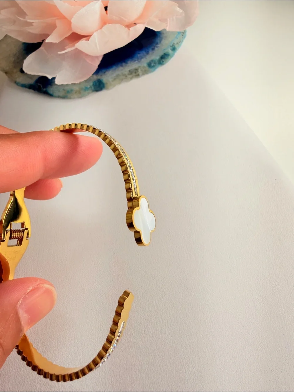 Stainless steel Gold Bangle Bracelet with White Mother-of-Pearl Clover Accent